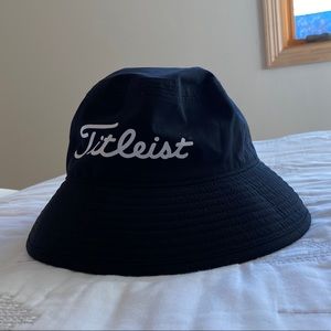 Titleist bucket hat